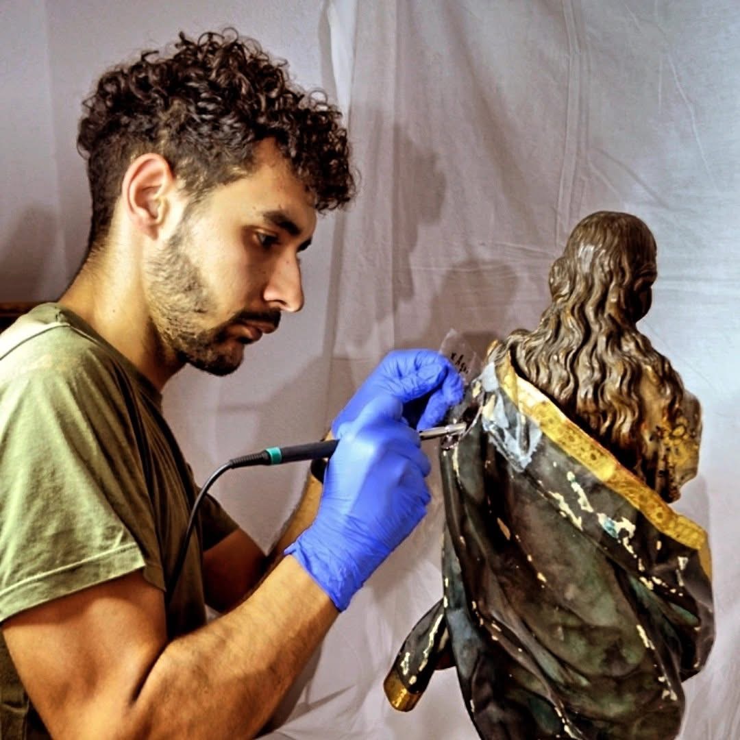 Intervención de conservación sobre una escultura policromada
